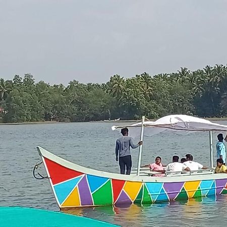 Casa Ardilla, Homestay And Boating In Honnavar Honāvar Exteriér fotografie